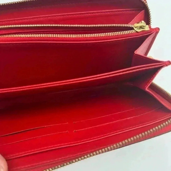 Zippy Wallet Vernis with 🆓 ENTRUPY COA - Picture 5 of 16